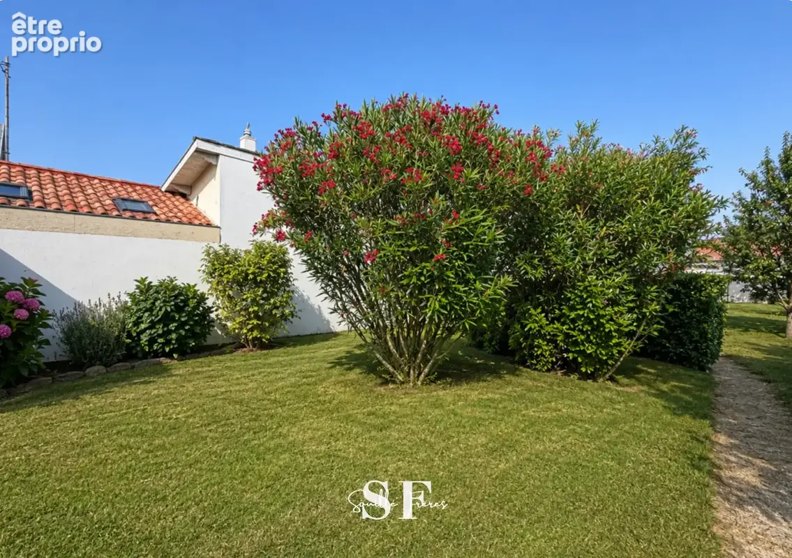 Agen - maison des annees 30 avec garage et jardin - photo 8