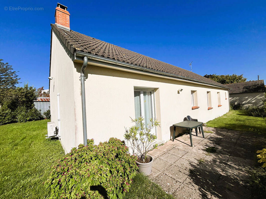 Maison à VILLEMANDEUR