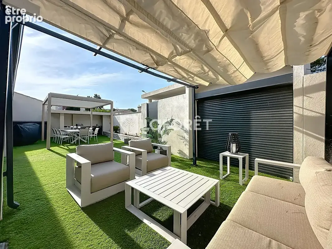 Lunel - Belle villa d'environ 140 m² entièrement rénovée dans un esprit contemporain avec piscine + studio indépendant - photo 2