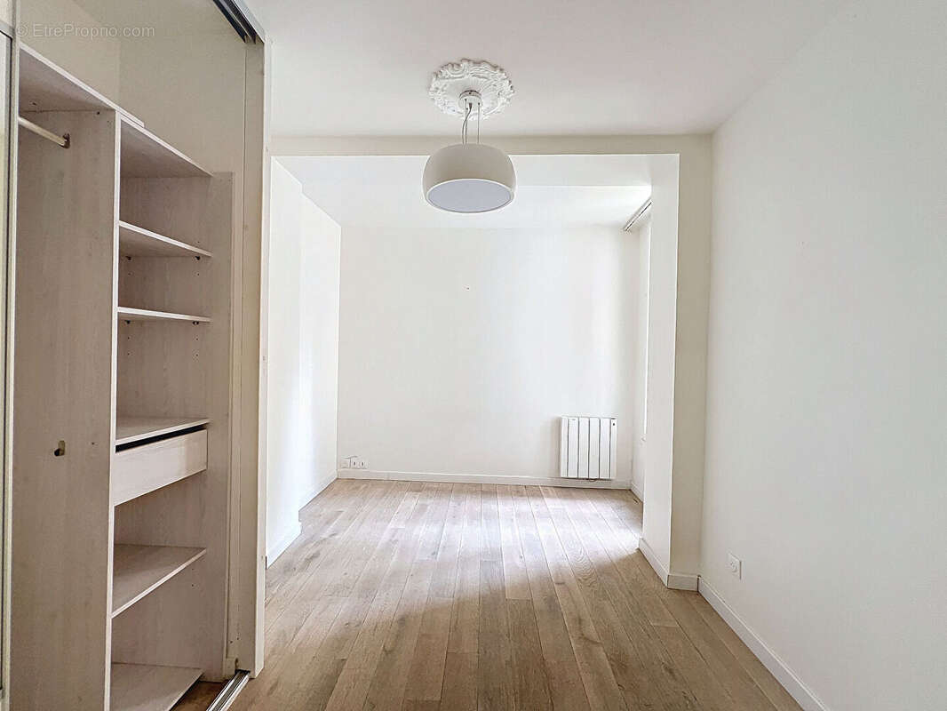 Appartement à NANTERRE