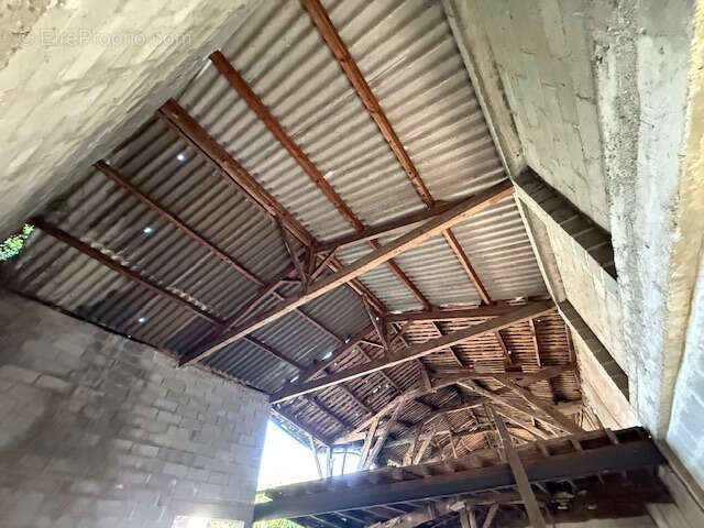 Maison à SAINT-AIGULIN