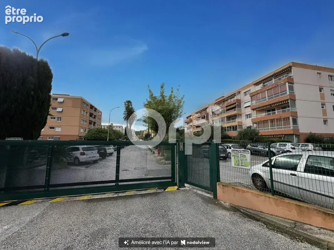 Appartement 3 pièces 71 m² · à Hyères · 71 m² · 233 200 €
