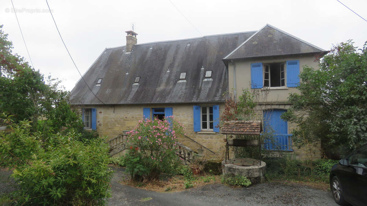 Maison à BADEFOLS-D'ANS