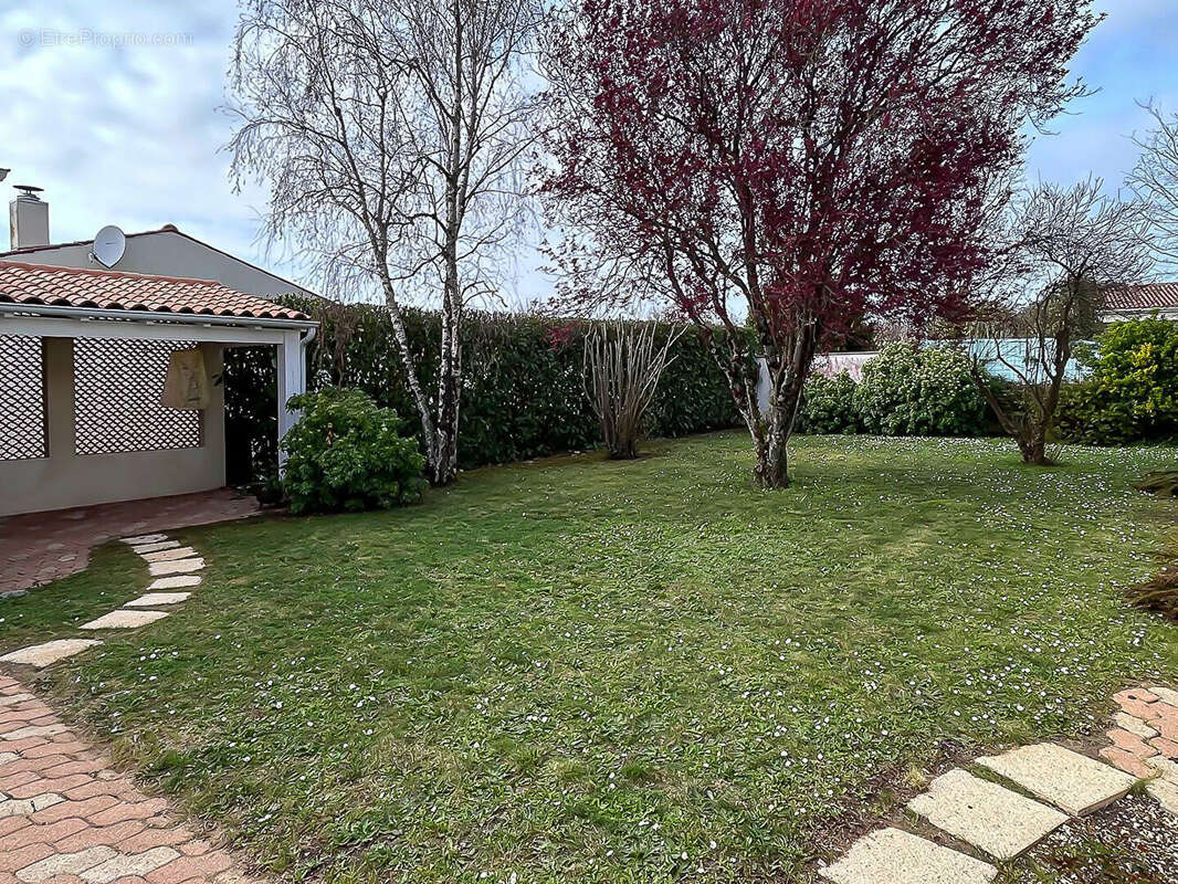 Maison à LA JARNE