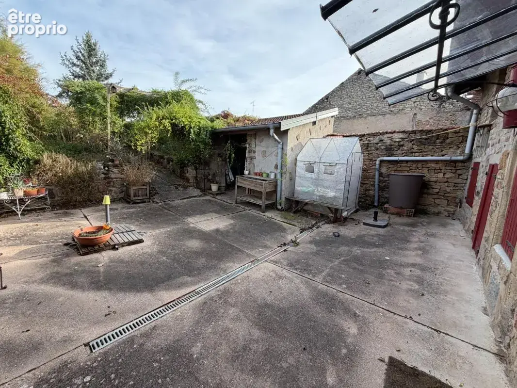 Maison de caractère mitoyenne avec beaux volumes, sauna, terrasse et jardin – Pexonne (54) - photo 12