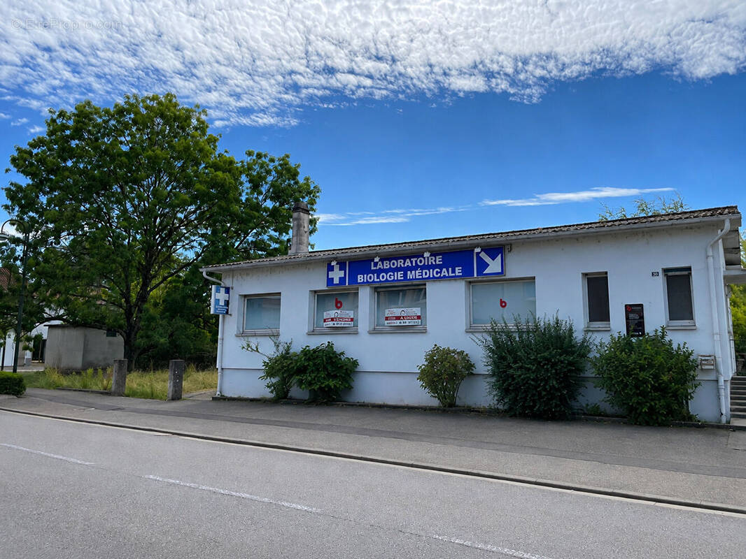 Commerce à BOUZONVILLE