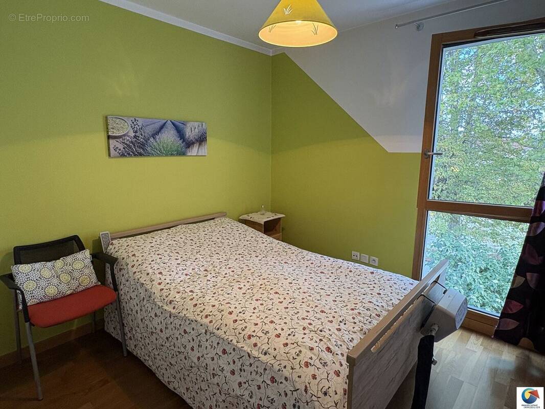 Appartement à SAINT-BONNET-DE-MURE