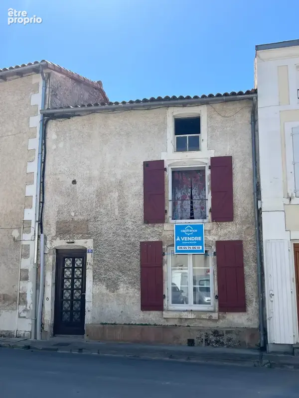 Maison à LA MOTHE-SAINT-HERAY