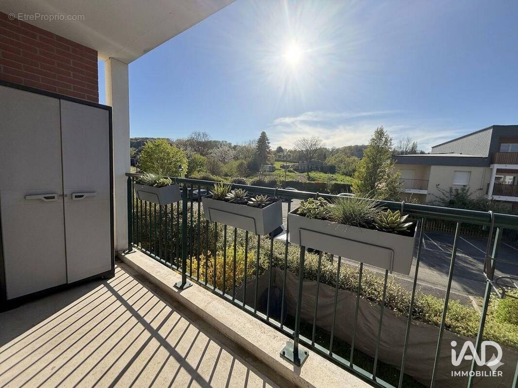 Photo 1 - Appartement à LA RIVIERE-SAINT-SAUVEUR