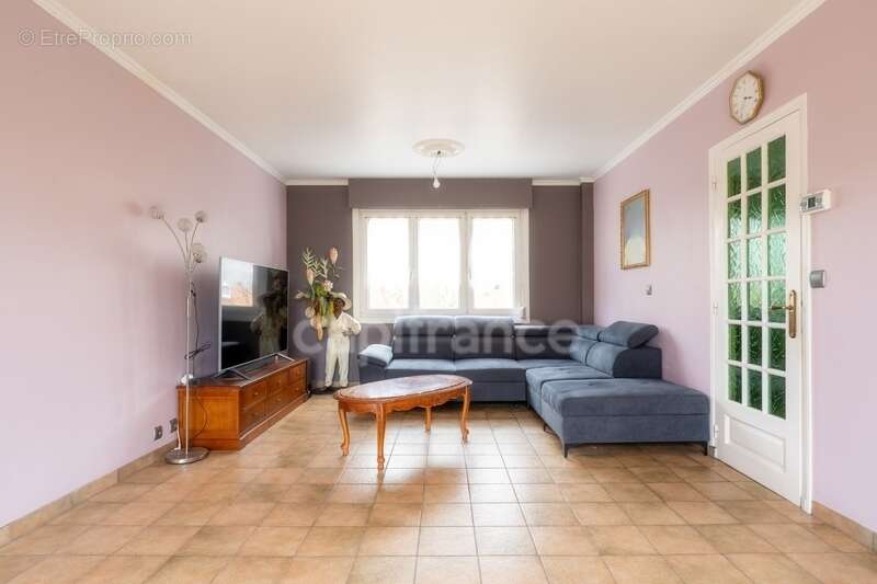 Maison à DOURGES
