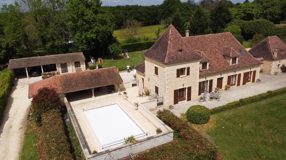 Maison à LIORAC-SUR-LOUYRE