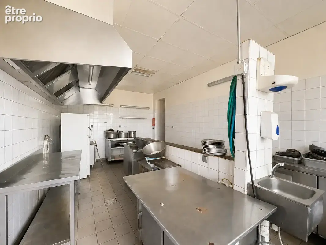 Ensemble immobilier de caractère aux multiples possibilités d'exploitation - photo 8