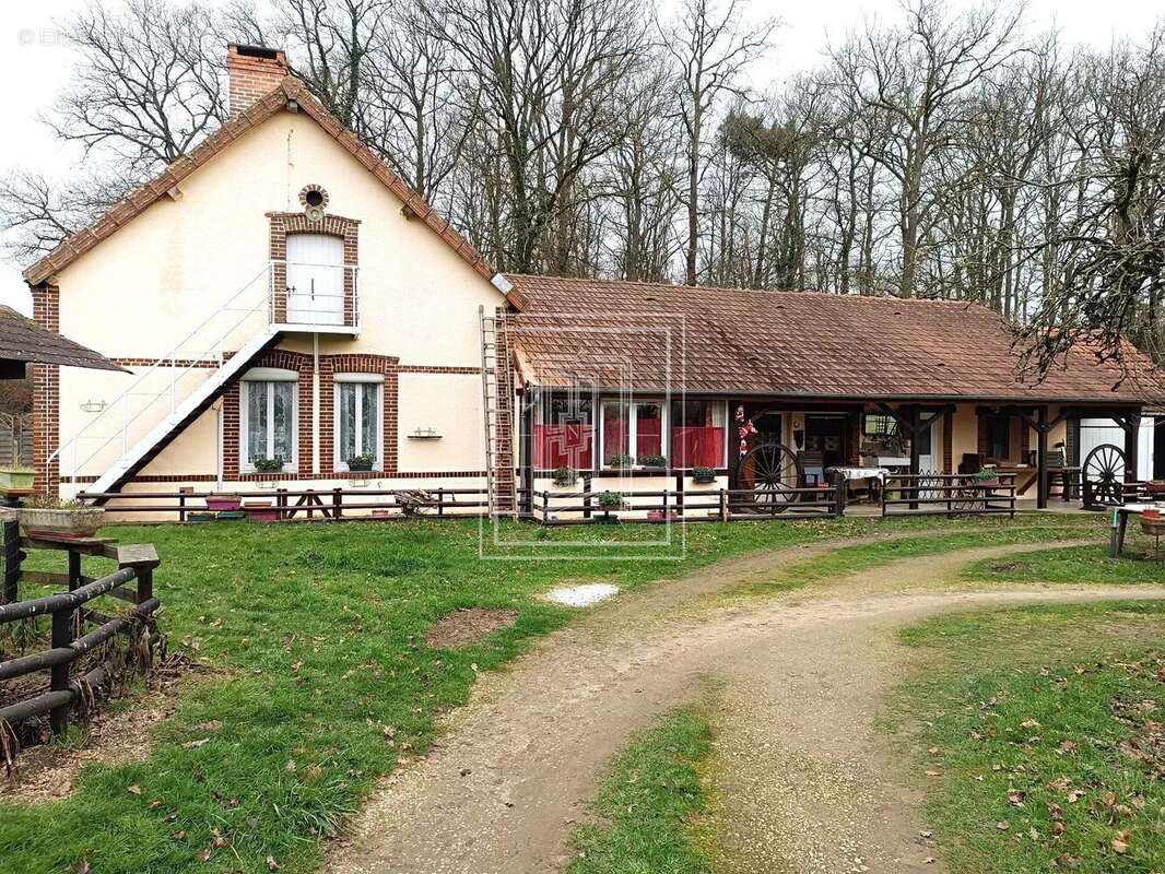 Maison à MILLANCAY