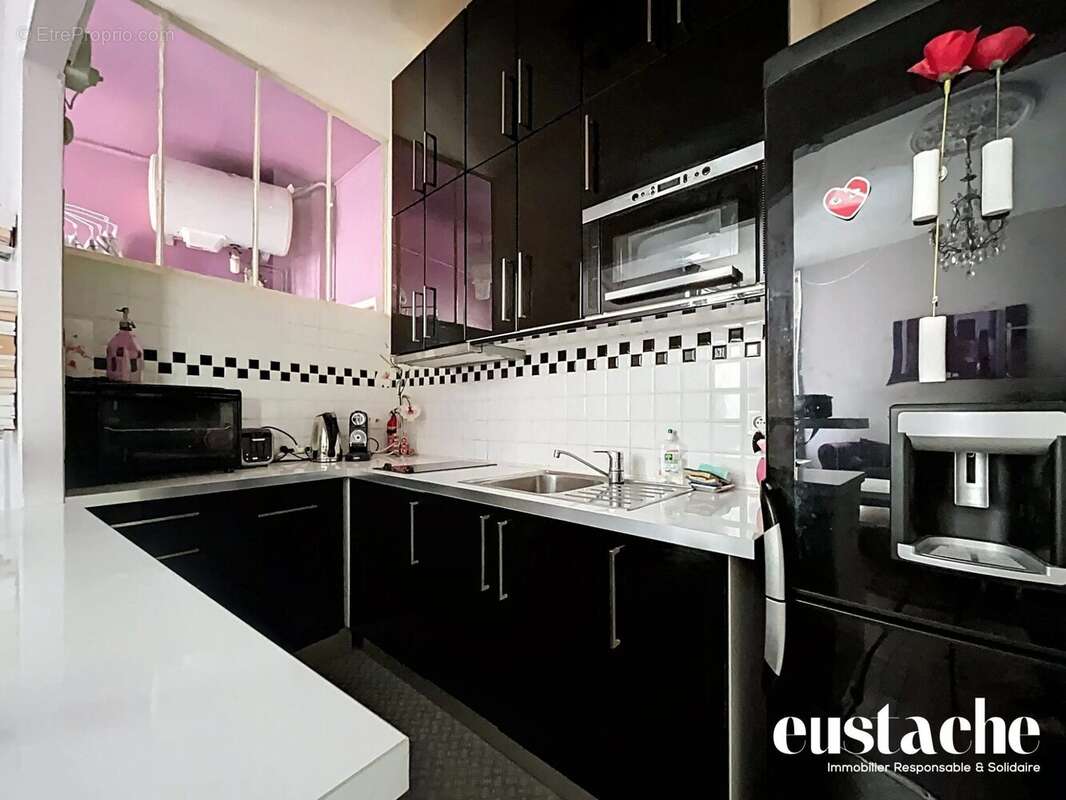 Appartement à PARIS-2E