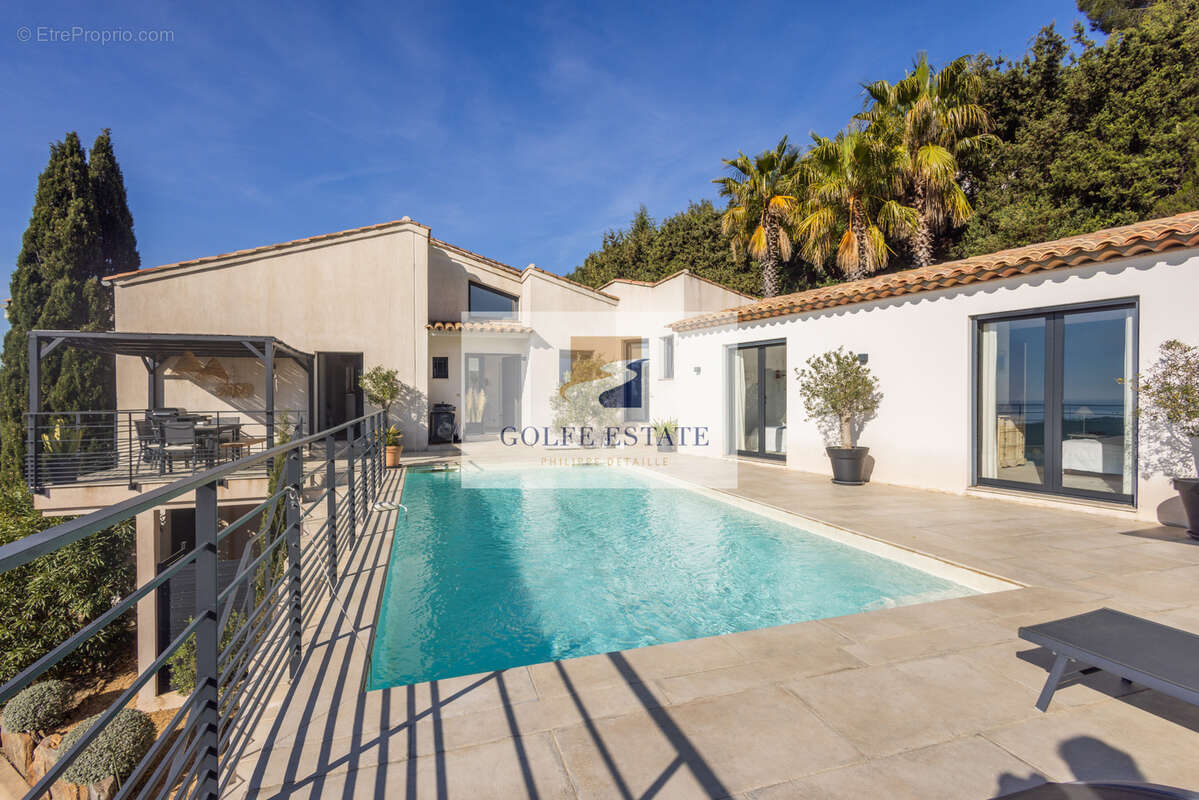 Maison à LA CROIX-VALMER