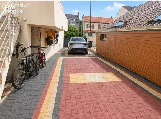 Centre Ville- Saint-Sébastien-sur-Loire – Plain-pied de 195 m² avec studio et bureau - photo 15