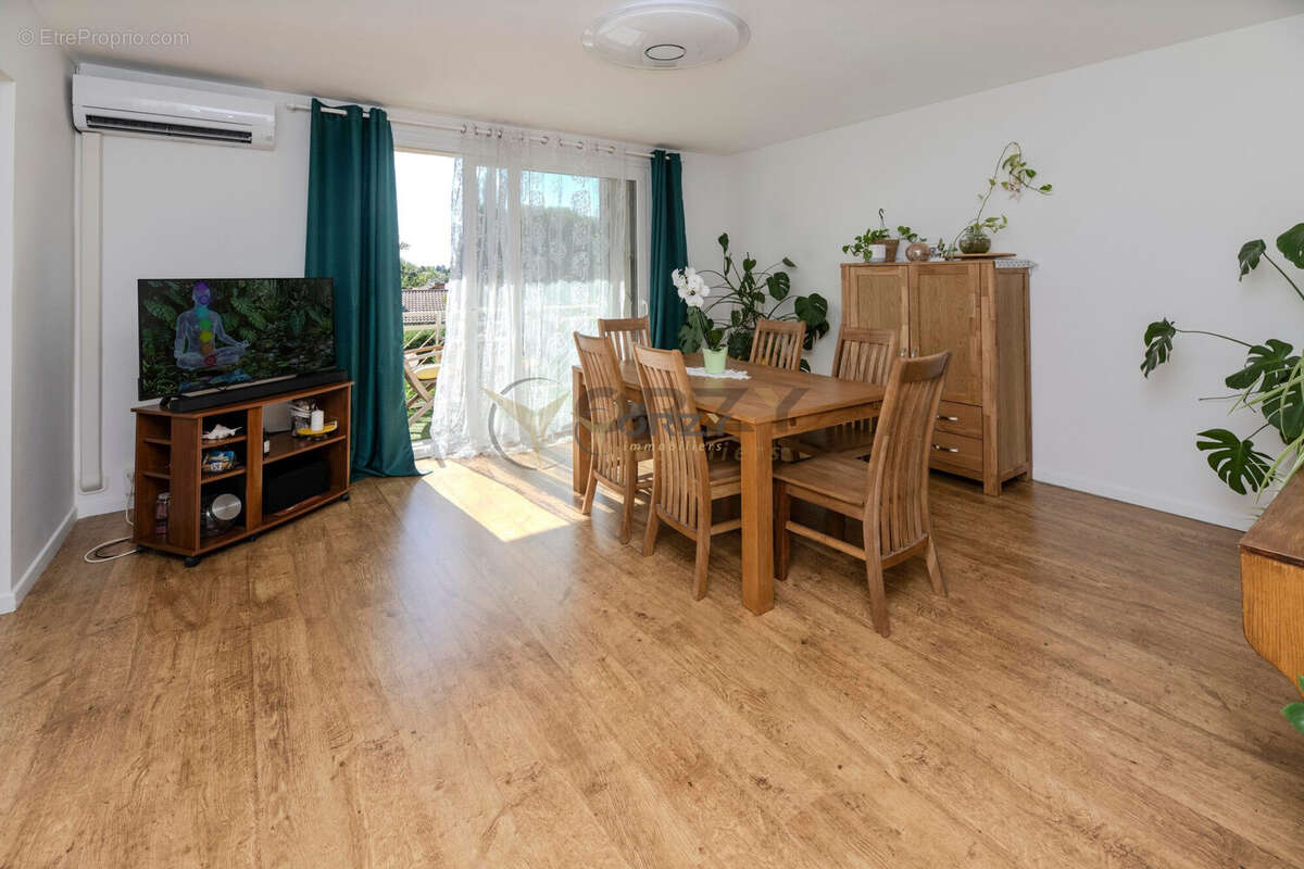 Appartement à VEDENE