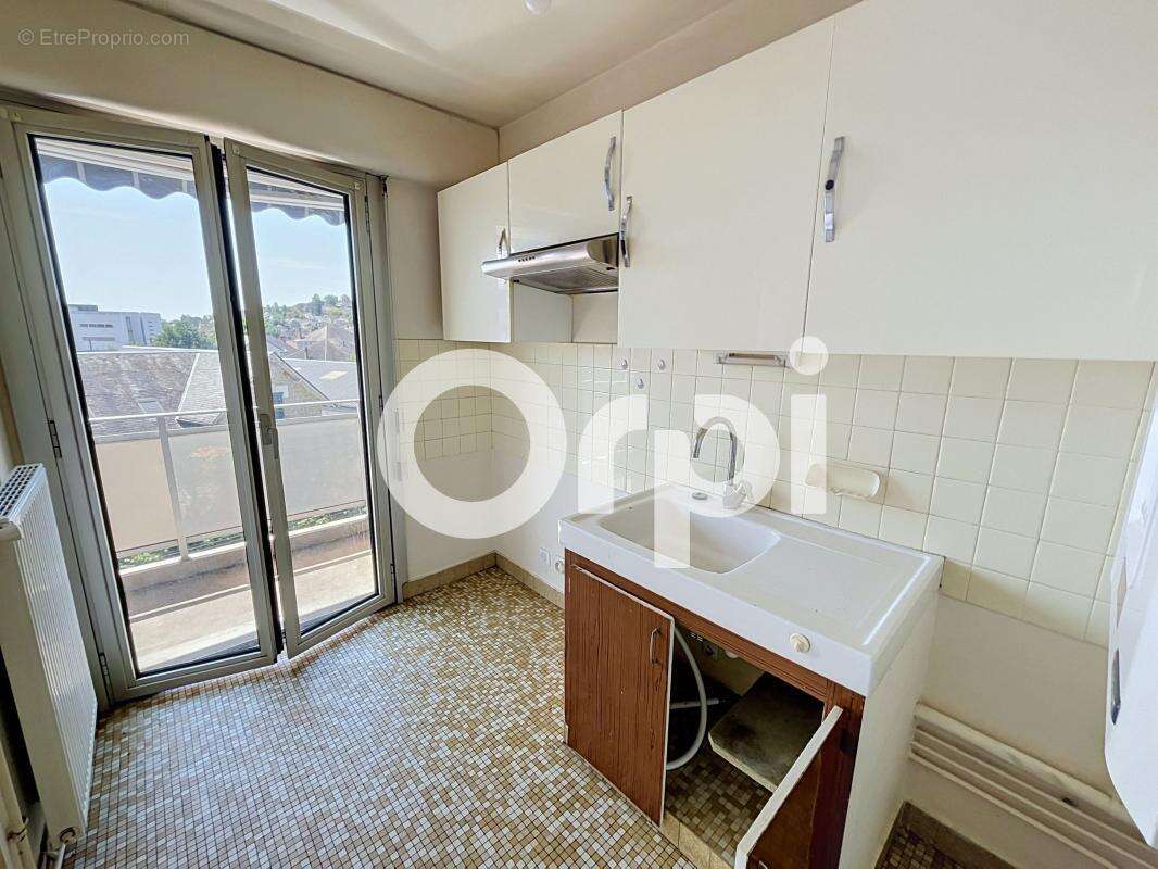 Appartement à BRIVE-LA-GAILLARDE
