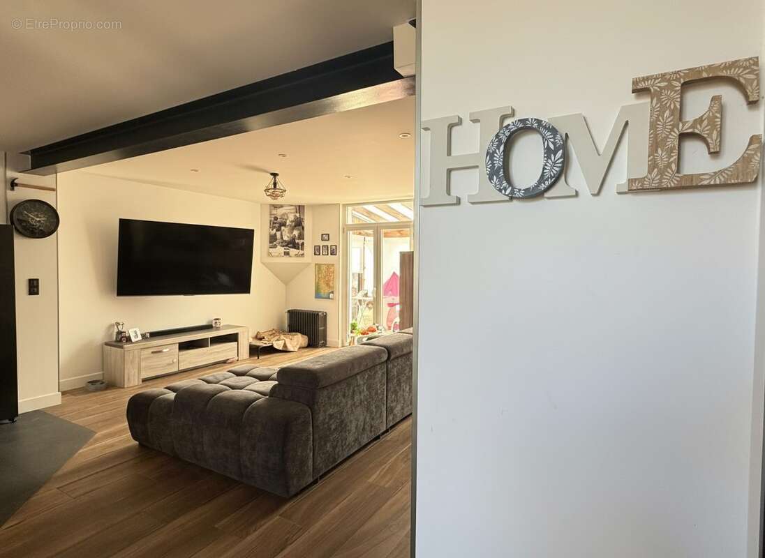 Maison à MERY-SUR-OISE