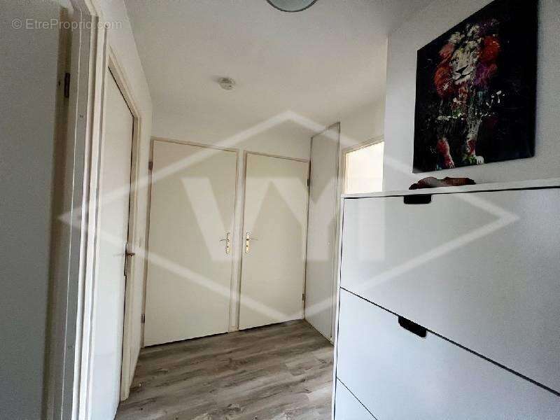 Appartement à COMBS-LA-VILLE