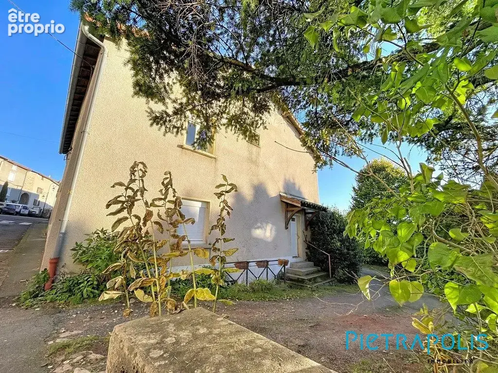 Maison 175 m² à Chambost-Longessaigne  - photo 2