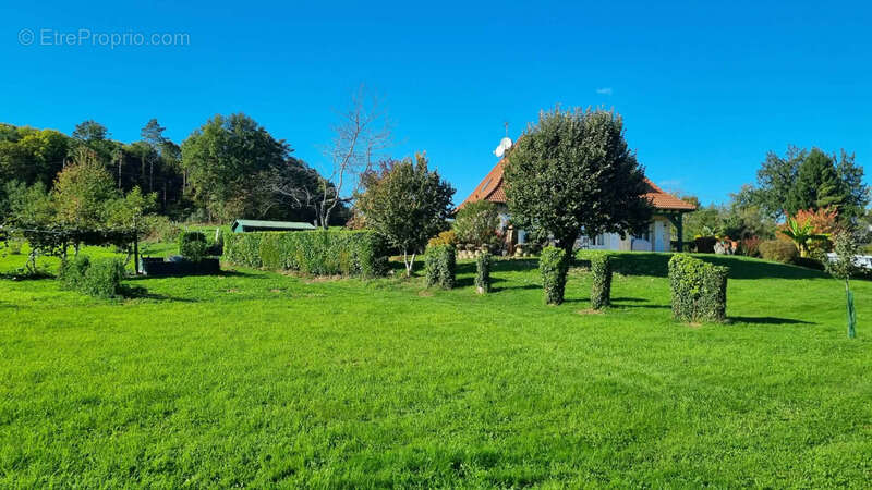 Maison à FAVARS