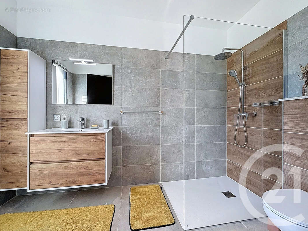 Maison à SANTA-LUCIA-DI-MORIANI