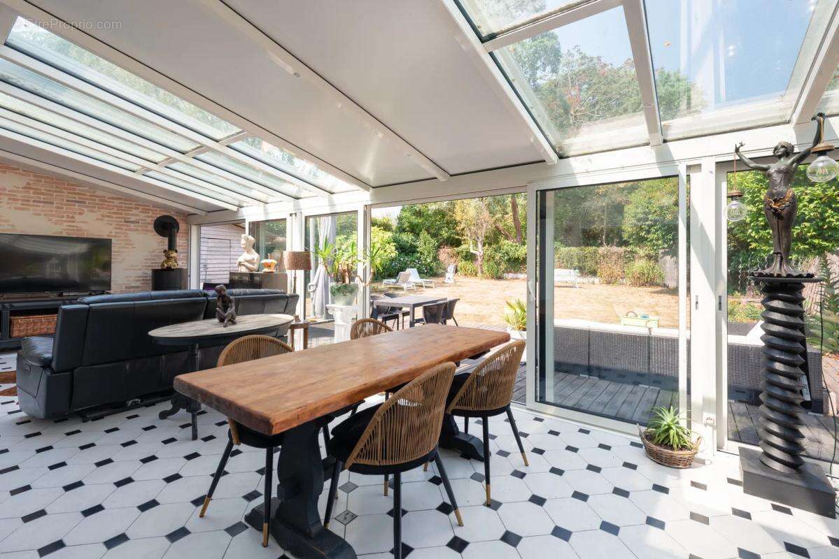 Maison de 6 pièces de 176 m² à Guérande - photo 2