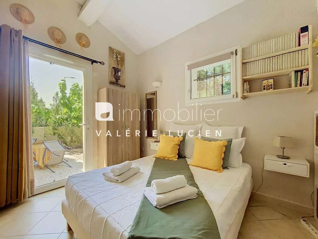 studio en résidence privée avec piscine à ST Rémy - photo 4