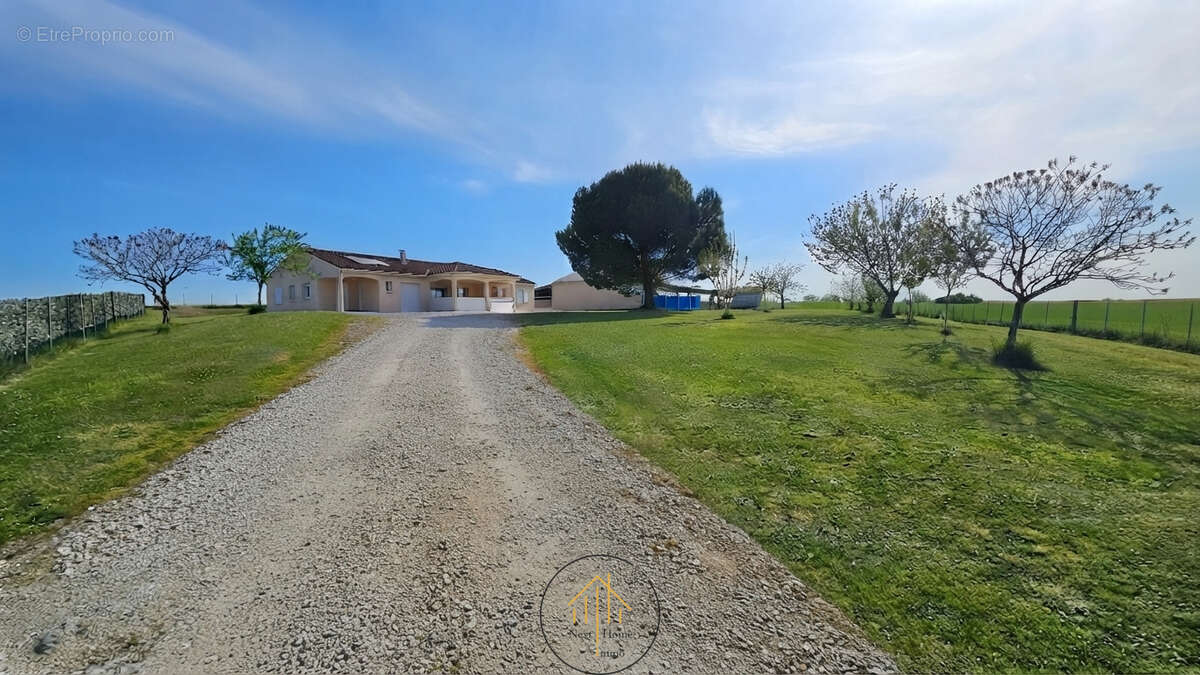 Belle maison de plain-pied avec vue panoramique   Économe, modulable et rare à Saint-Quentin-de-Chalais (16210 - photo 15