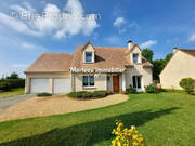 Maison à YVRE-L&#039;EVEQUE