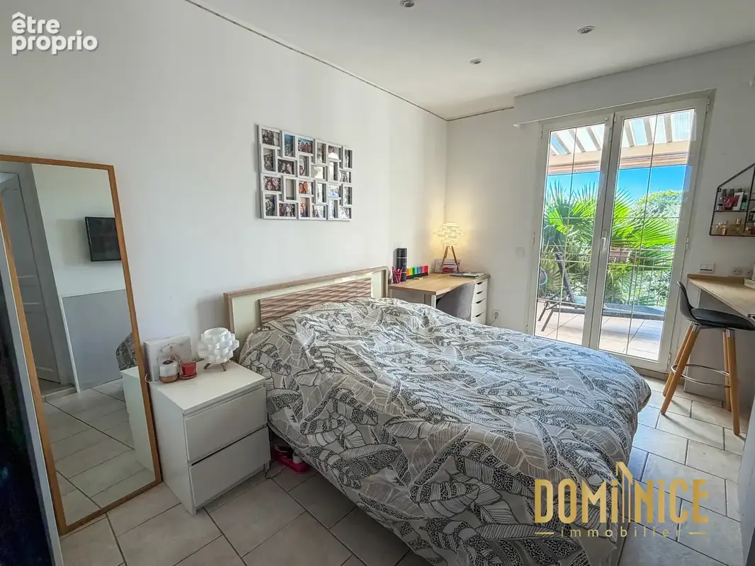 Cagnes-sur-Mer Les Collettes   Villa 233 m2, piscine à débordement, vue mer et espace bien-être - photo 14
