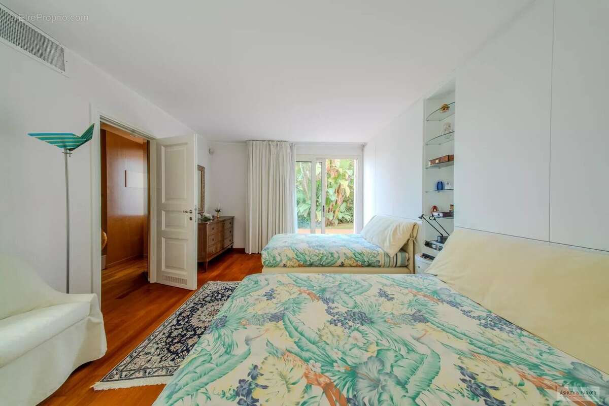 Maison à ROQUEBRUNE-CAP-MARTIN