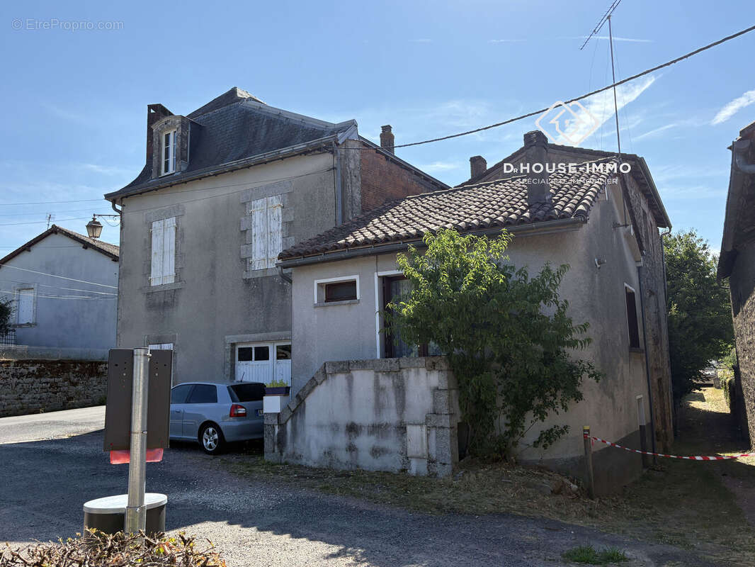 Maison 26 m² à Piegut-Pluviers  - photo 2