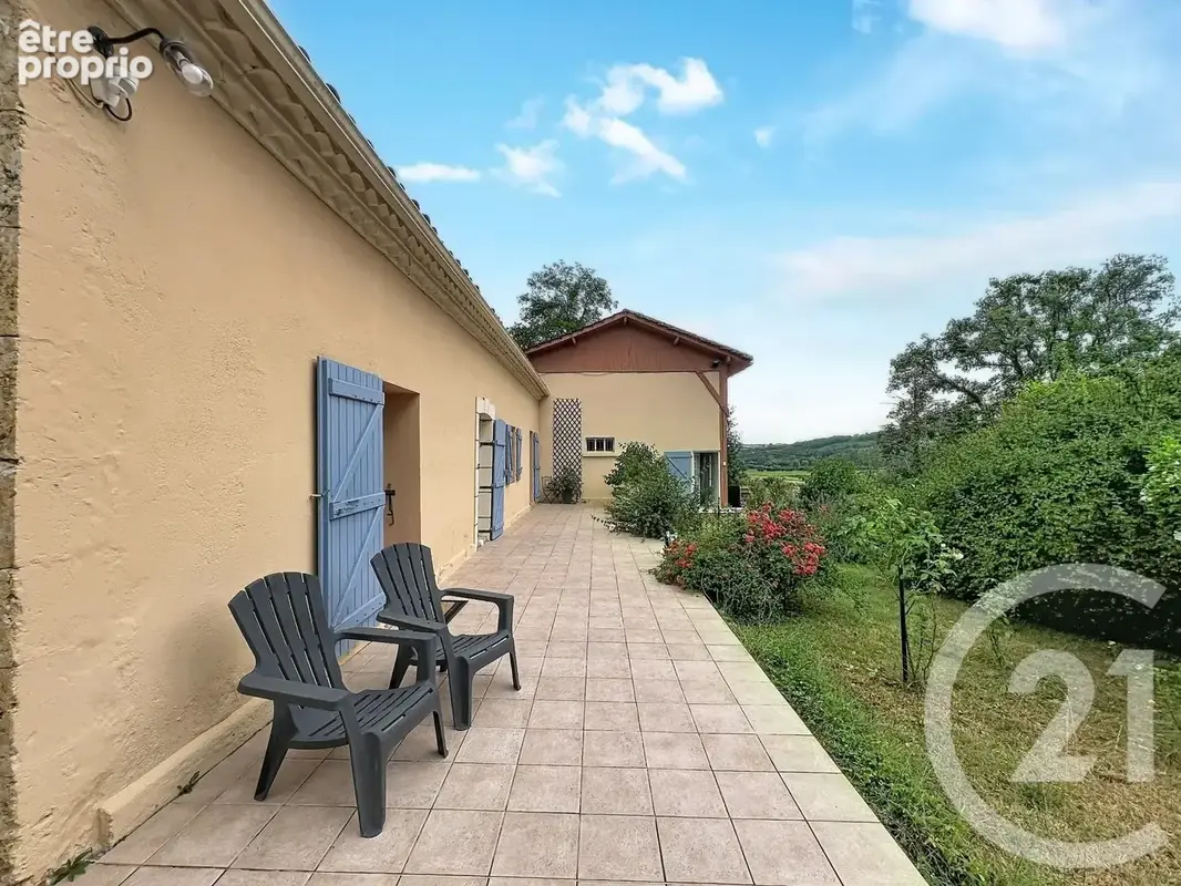 Photo Maison à Miramont-D'astarac au prix de 259 000€