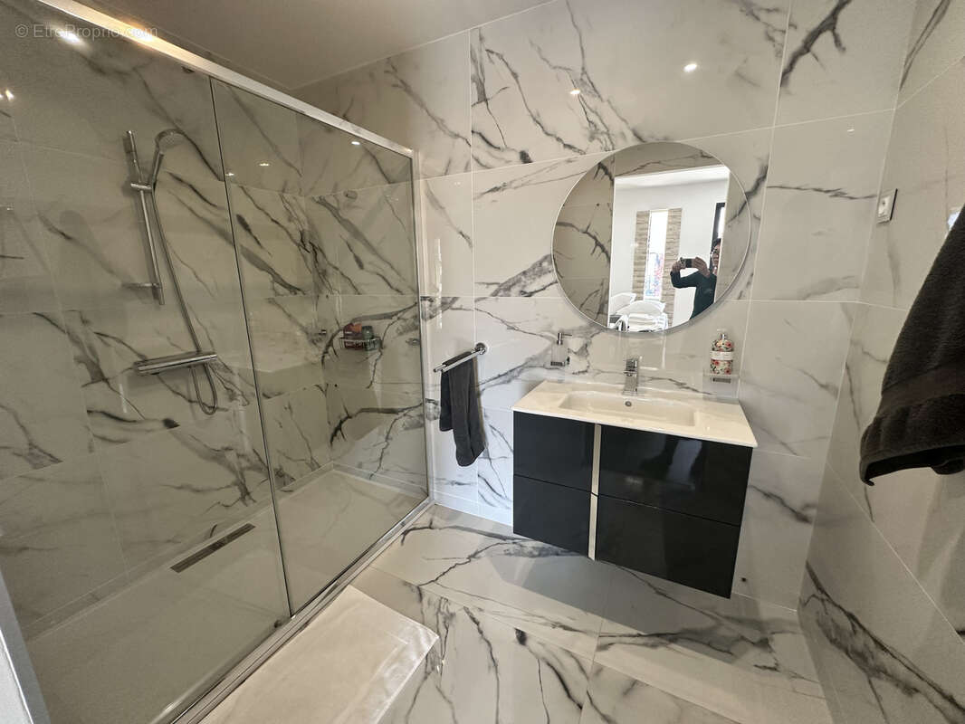 Maison à SAINTE-SAVINE