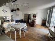 Appartement à PARIS-10E