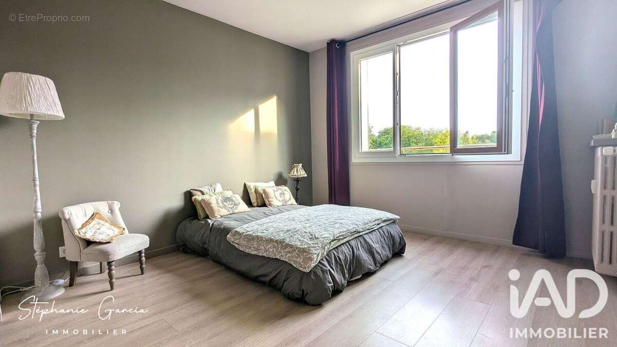 Appartement 64 m² à Joinville-Le-Pont  - photo 6