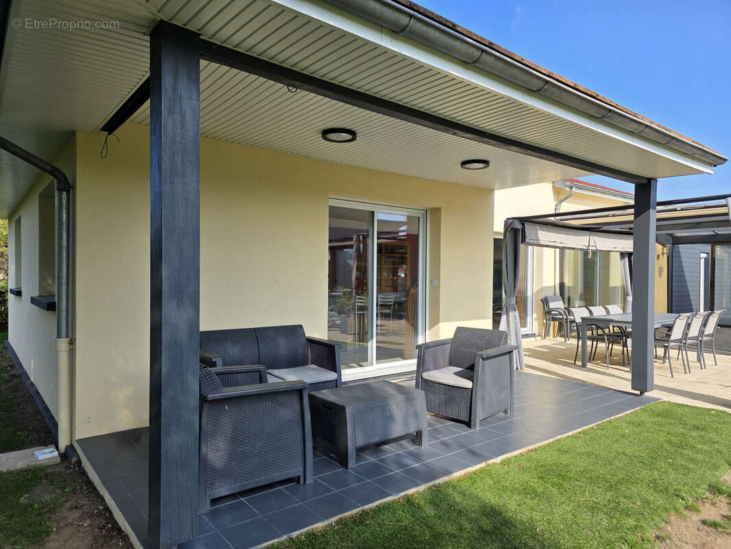 Maison à PONT-DU-CHATEAU