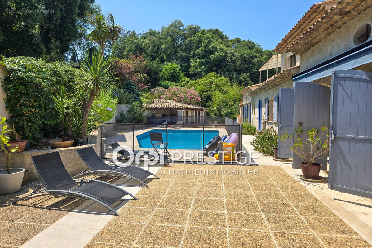 Maison 149 m² à Biot  - photo 2