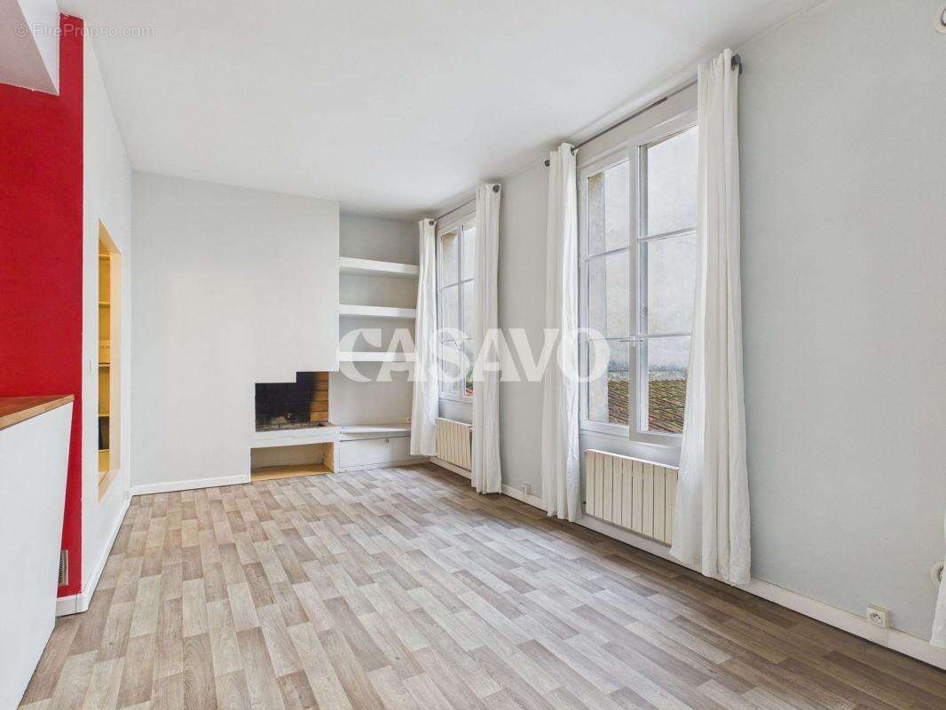 Appartement à PARIS-11E