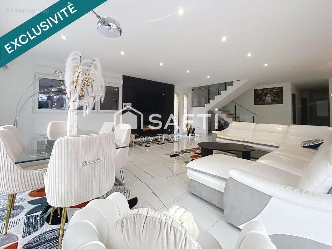 Photo 2 - Maison à MARLY