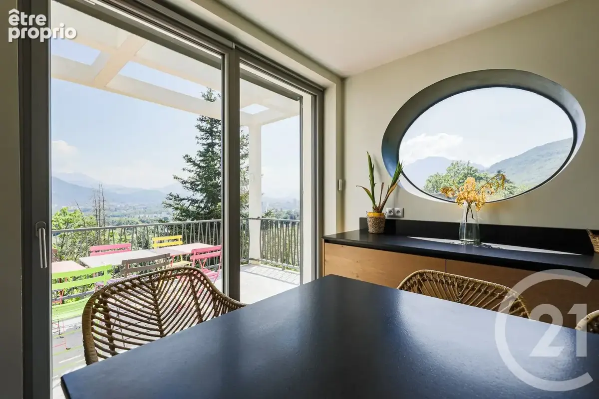 Maison 8 pièces 256 m² à vendre à Corenc (38700) - photo 6