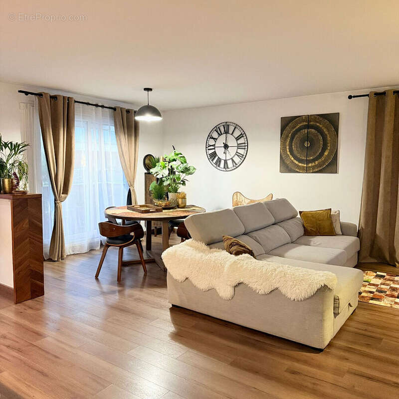Appartement à ERAGNY