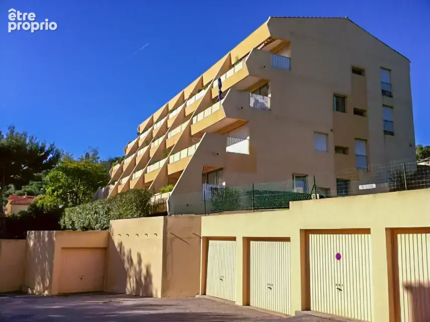 Saint-Mandrier-sur-Mer Appartement 2 pièces avec vue mer, terrasse, parking et cave - photo 13