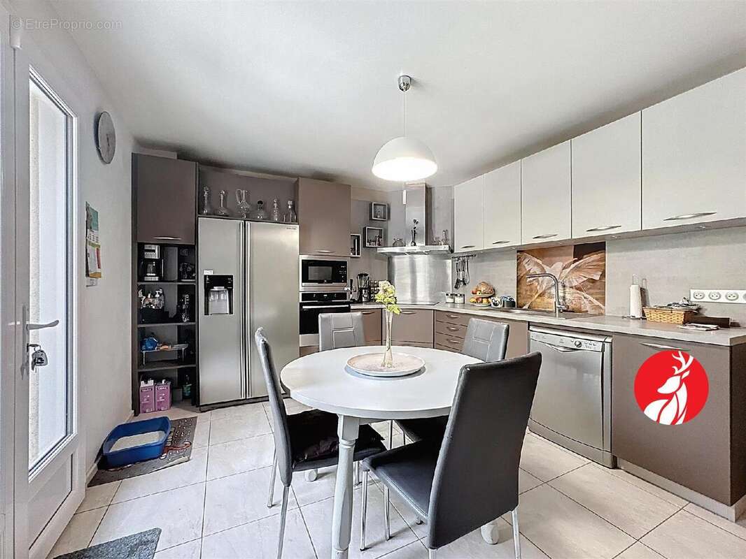 Maison à MILLY-LA-FORET