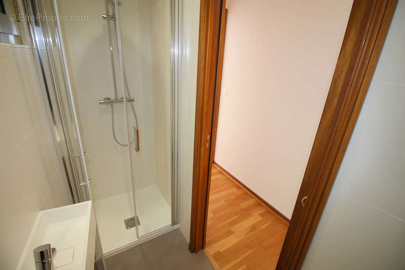 Appartement à CAP-D'AIL