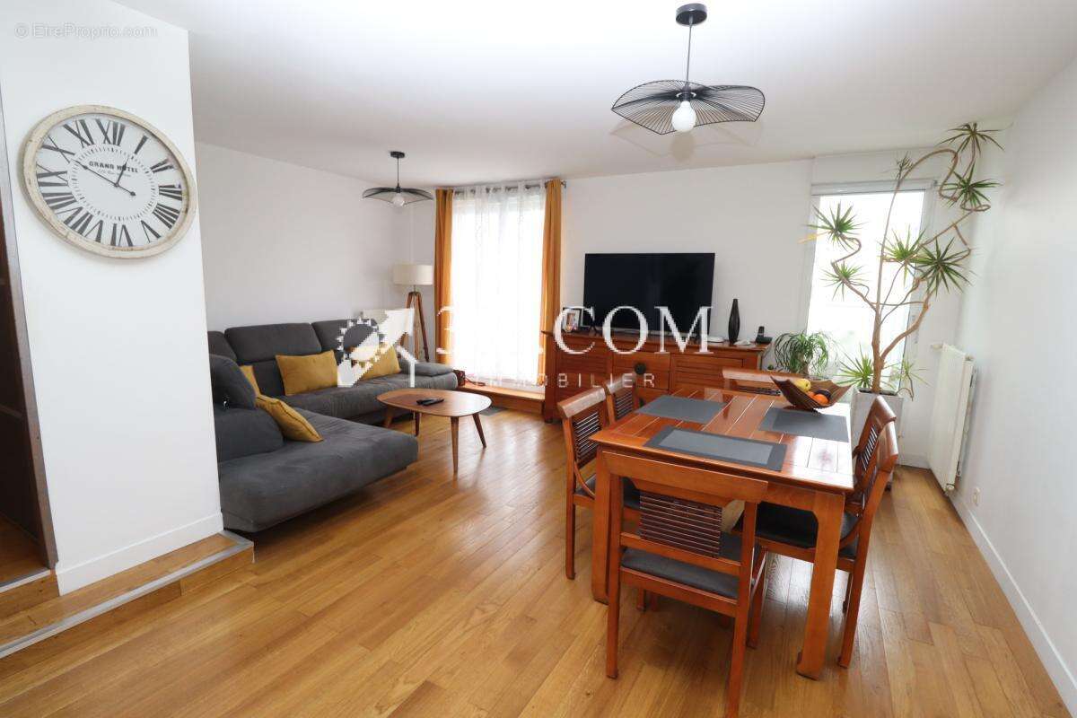 Appartement à SAINT-JACQUES-DE-LA-LANDE