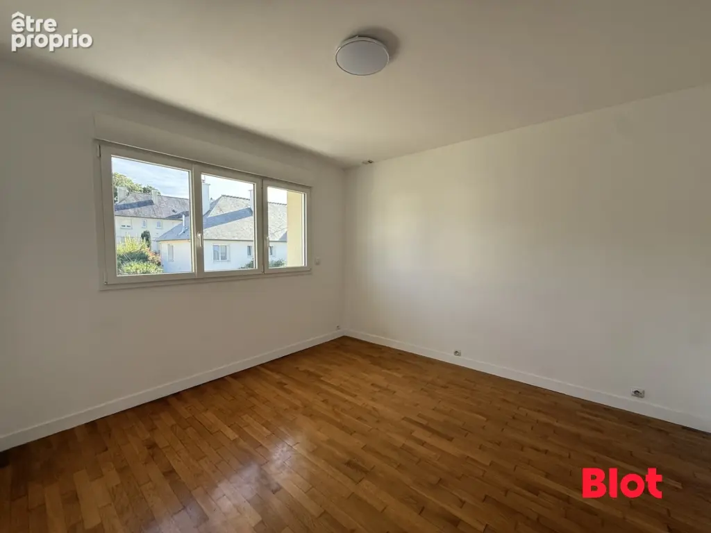 Maison 7 pièces 143 m² à vendre à Chateaugiron (35410) - photo 8
