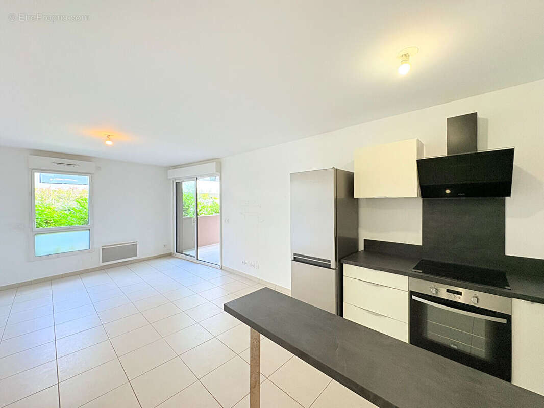 Appartement à VILLENEUVE-LOUBET